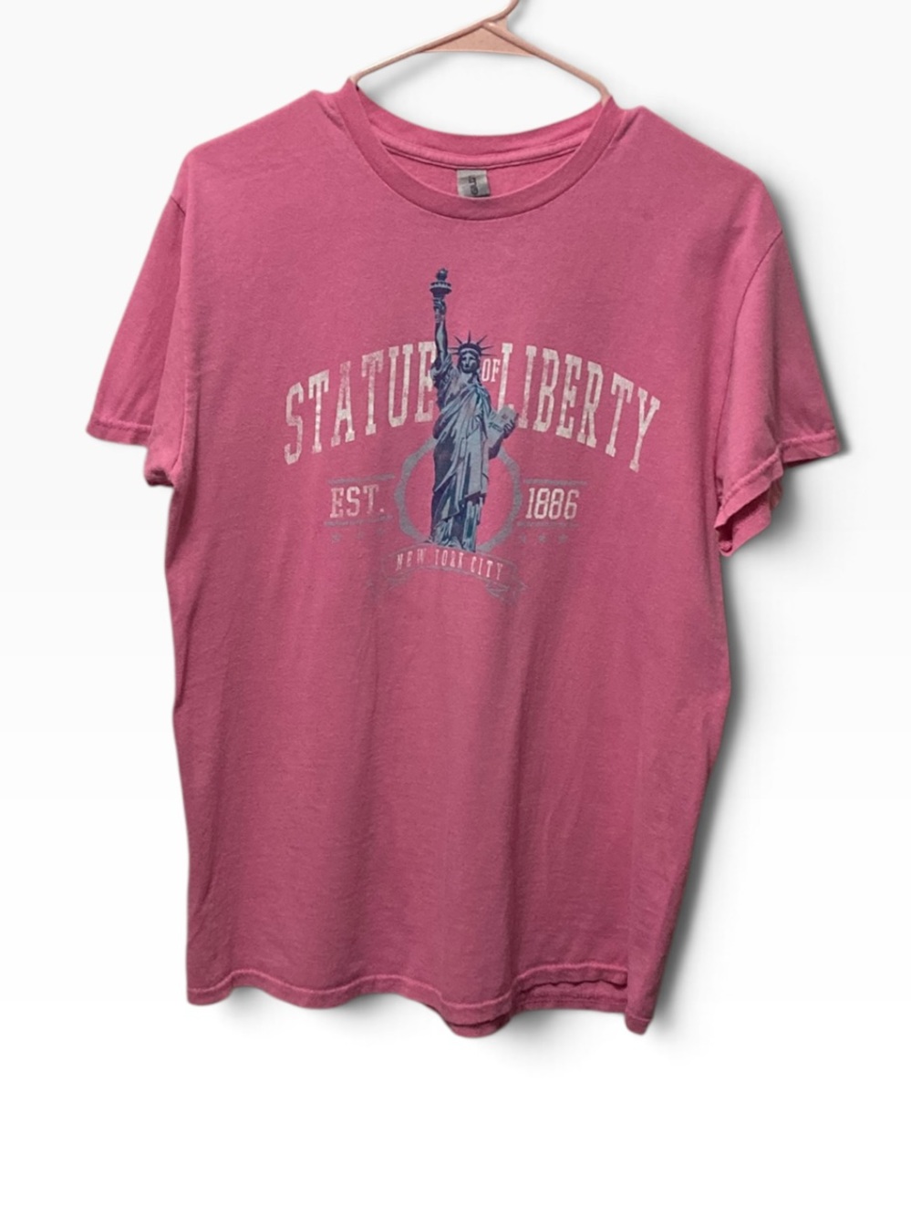 Vintage Y2K Pink Statue of Liberty Graphic Tee - Unbranded